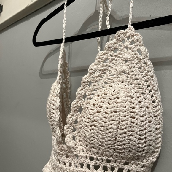 Handmade cream crochet swimming top or crop top - Picture 5 of 6